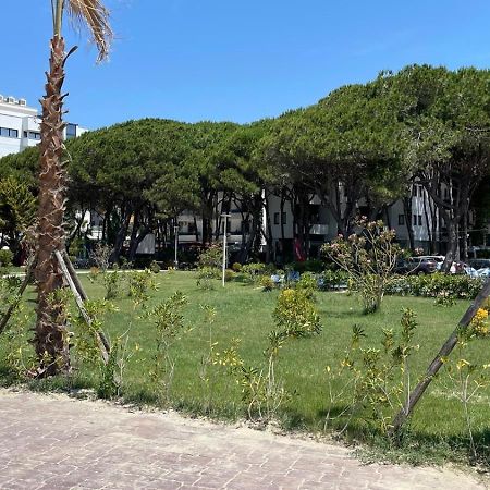 Family Beach 100 Square Metres Apartment Golem  Exterior foto